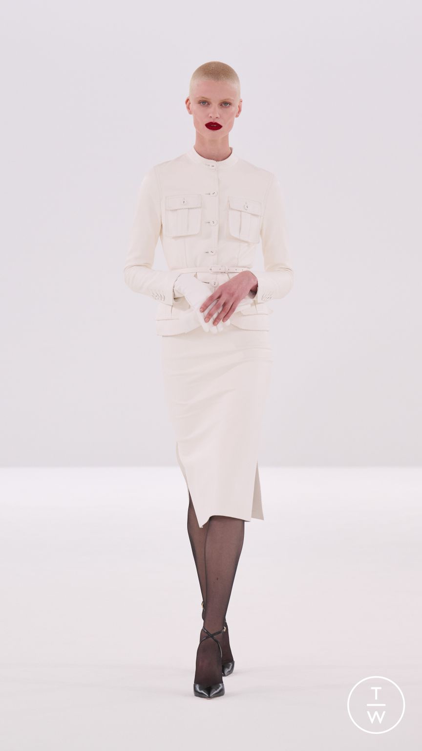 Fashion Week Paris Fall/Winter 2026 look 1 from the Tom Ford collection womenswear