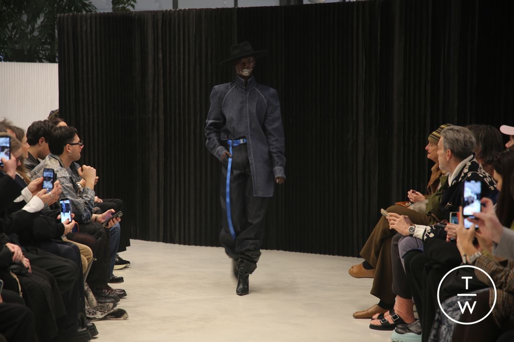 Fashion Week Milan Fall/Winter 2026 look 1 from the Victor Hart collection menswear