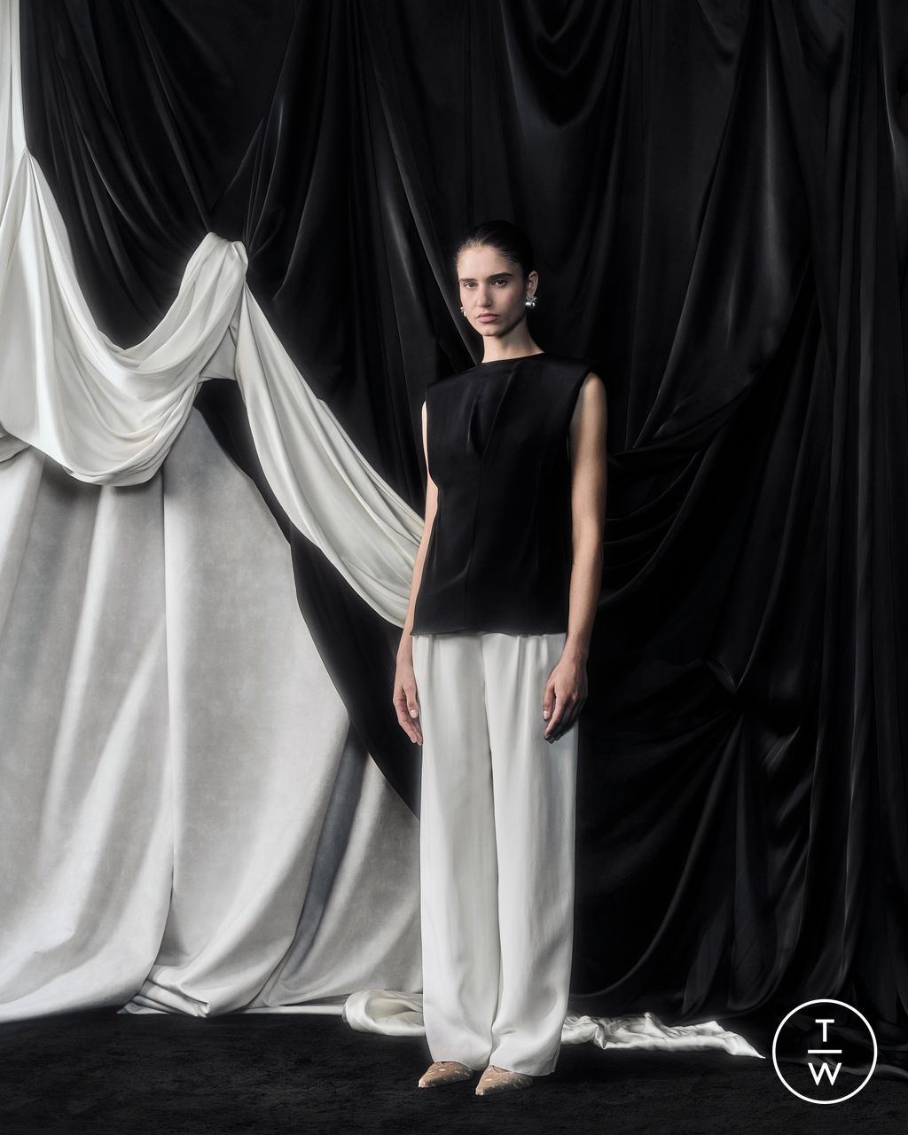 Fashion Week Paris Fall/Winter 2026 look 12 from the Loulou de Saison collection womenswear