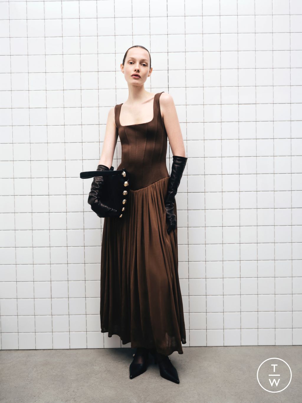 Fashion Week New York Pre-Fall 2025 look 10 from the Simkhai collection womenswear