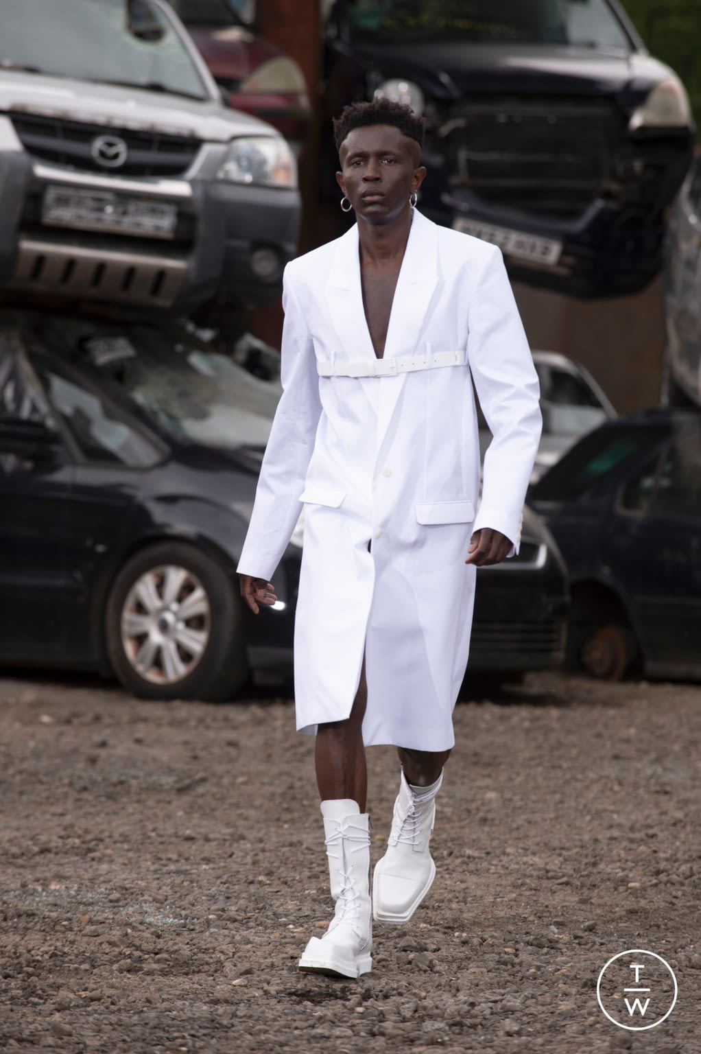 Fashion Week London Spring/Summer 2022 look 10 from the Jordanluca collection menswear