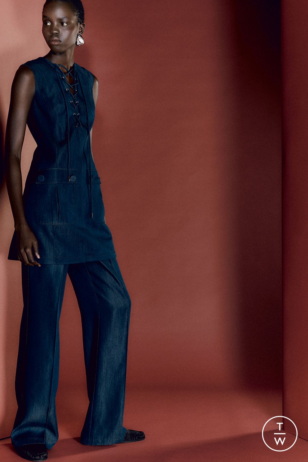 Fashion Week London Pre-Fall 2026 look 10 from the Huishan Zhang collection womenswear