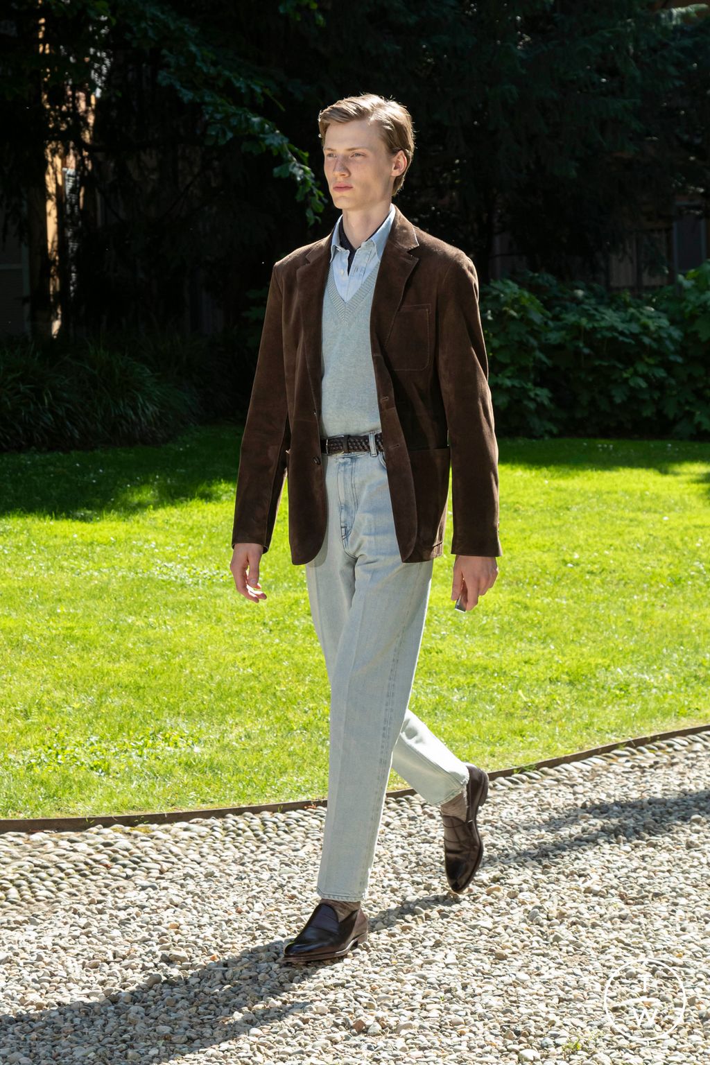 Fashion Week Milan Spring/Summer 2025 look 11 from the Dunhill collection 男装