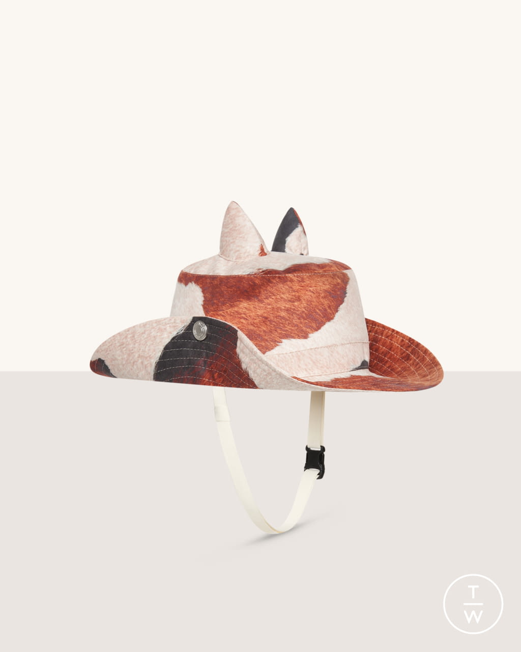 Fashion Week Milan Fall/Winter 2021 look 12 de la collection GCDS womenswear accessories