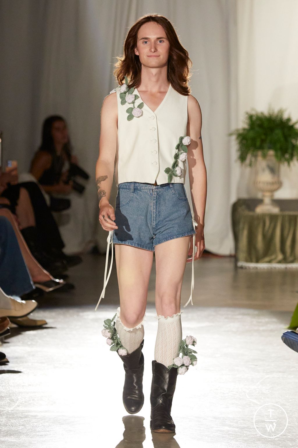 Fashion Week New York Spring/Summer 2024 look 12 from the Tanner Fletcher collection 女装