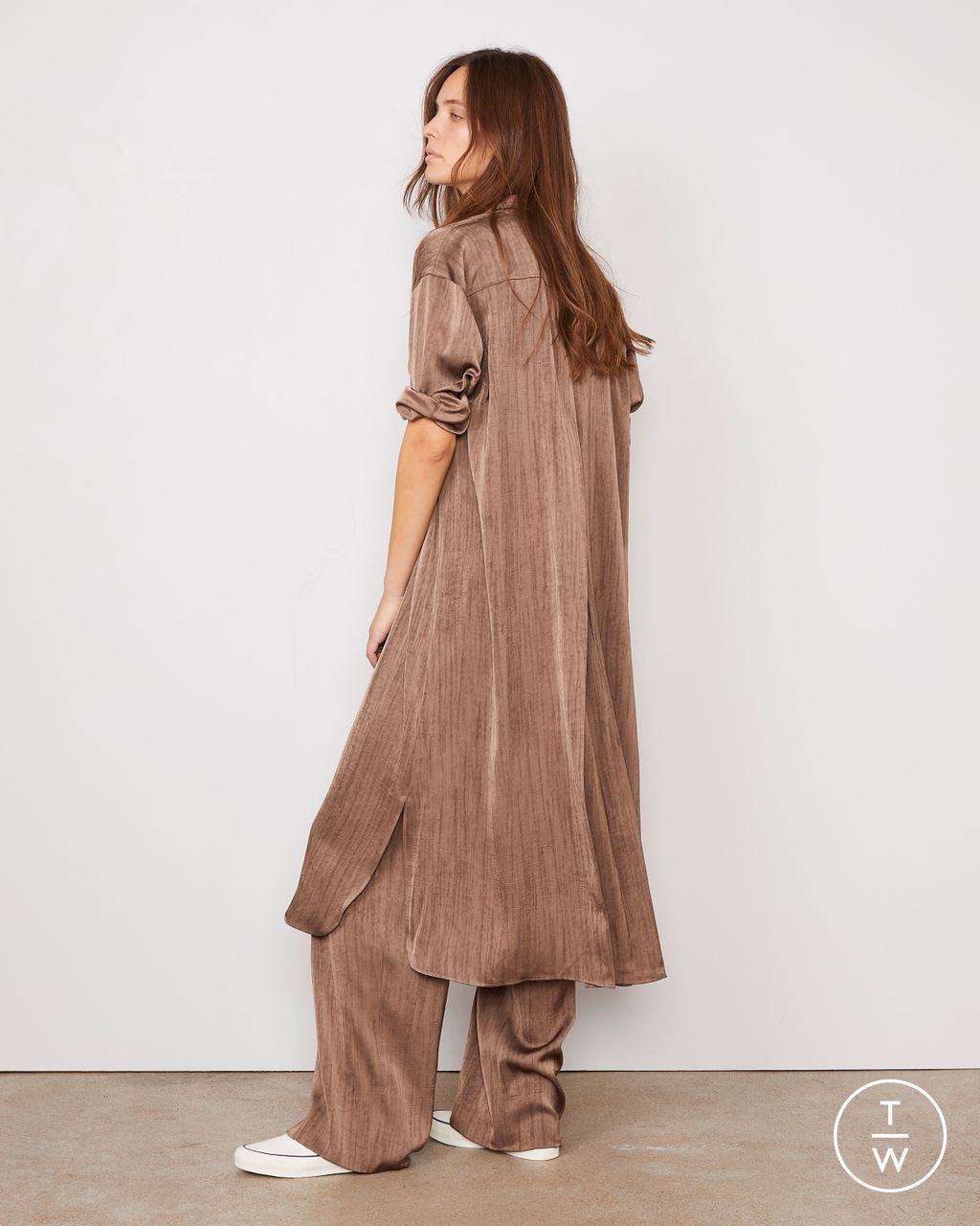 Fashion Week Paris Pre-Fall 2026 look 12 from the Officine Générale collection womenswear