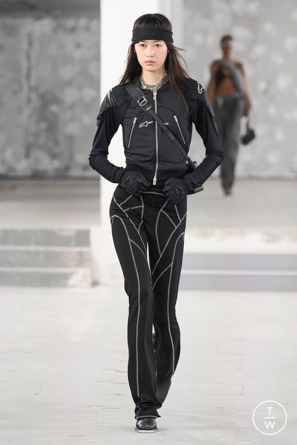 Fashion Week Paris Spring/Summer 2023 look 13 from the Heliot Emil collection womenswear