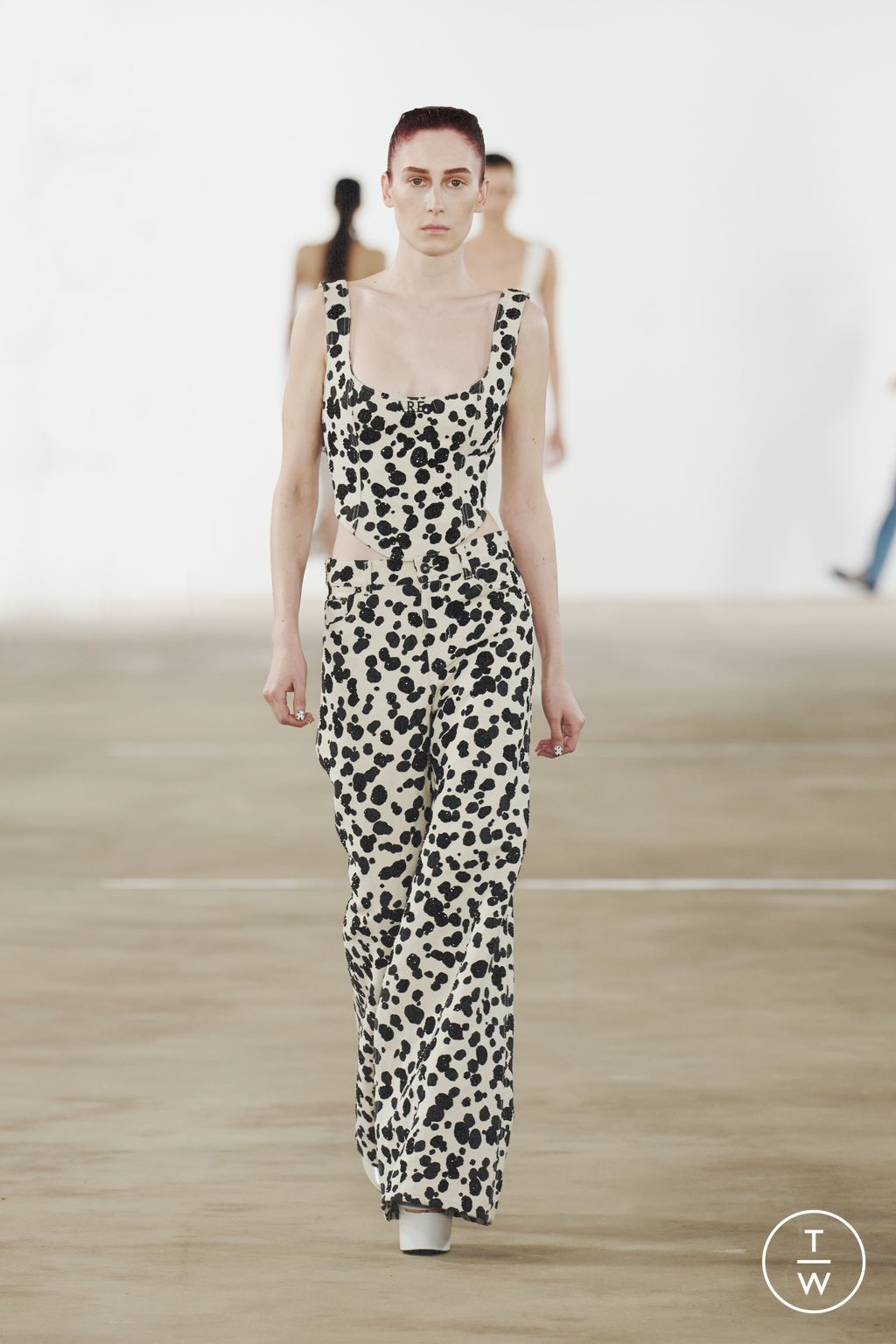 Fashion Week New York Spring/Summer 2024 look 13 from the Area collection 女装