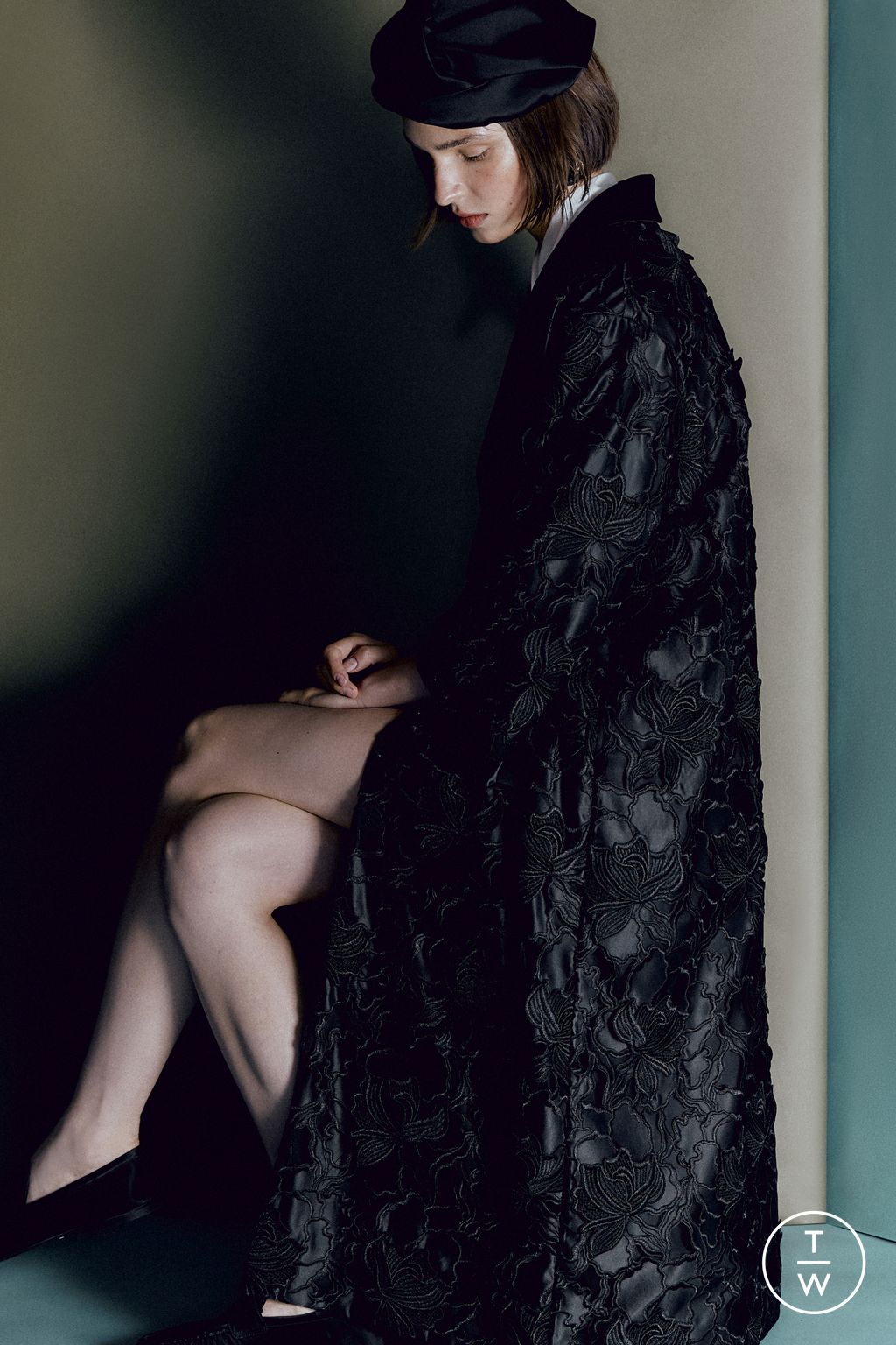 Fashion Week London Pre-Fall 2026 look 13 from the Huishan Zhang collection womenswear