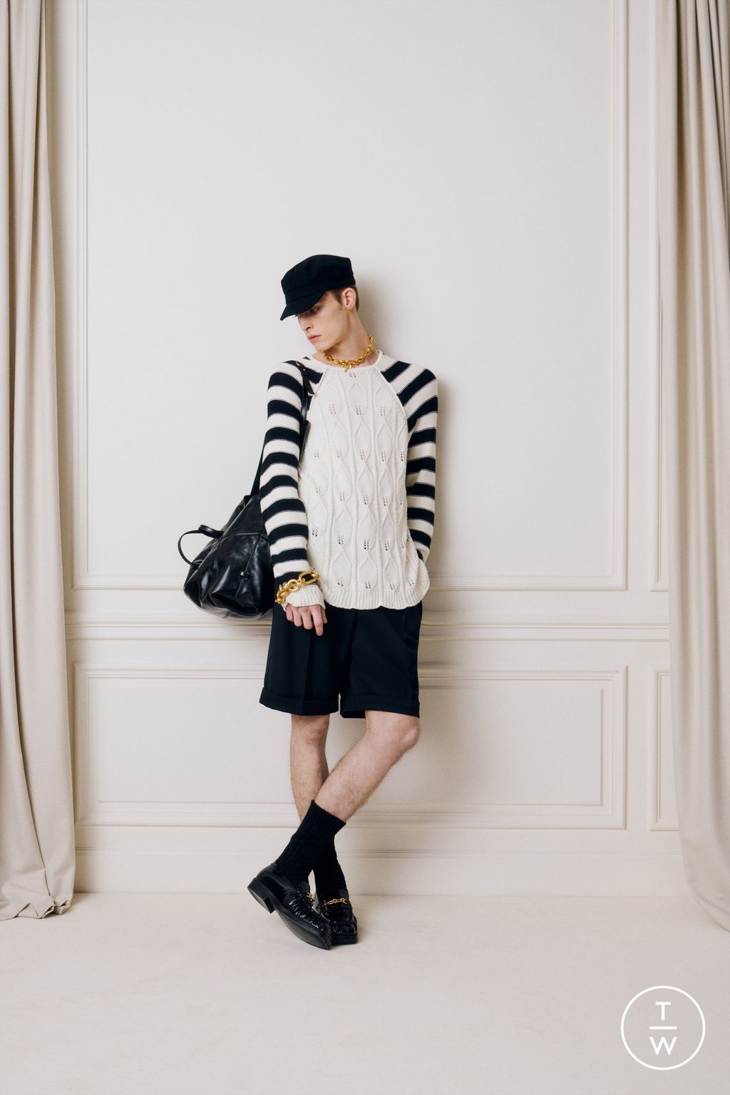 Fashion Week Paris Pre-Fall 2025 look 13 de la collection Balmain menswear