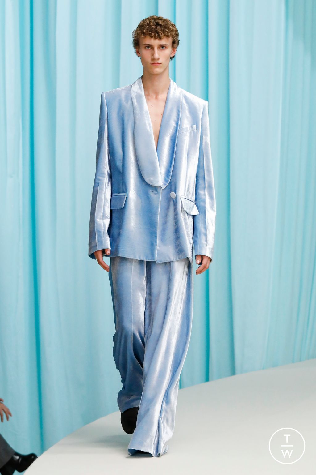 Fashion Week Paris Spring/Summer 2024 look 14 from the Nina Ricci collection womenswear