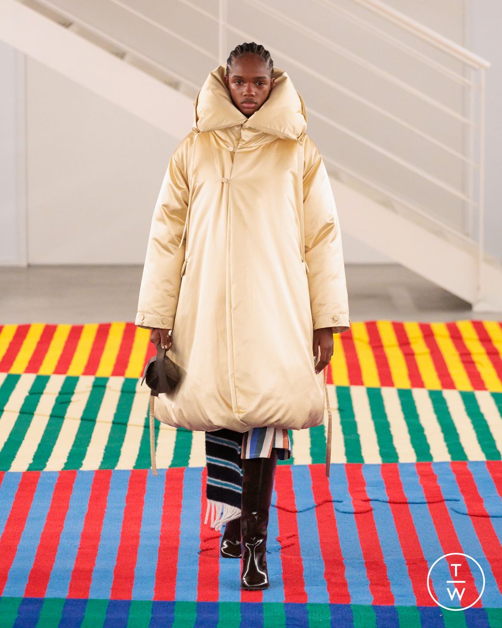 Fashion Week Milan Fall/Winter 2024 look 13 from the Sunnei collection womenswear