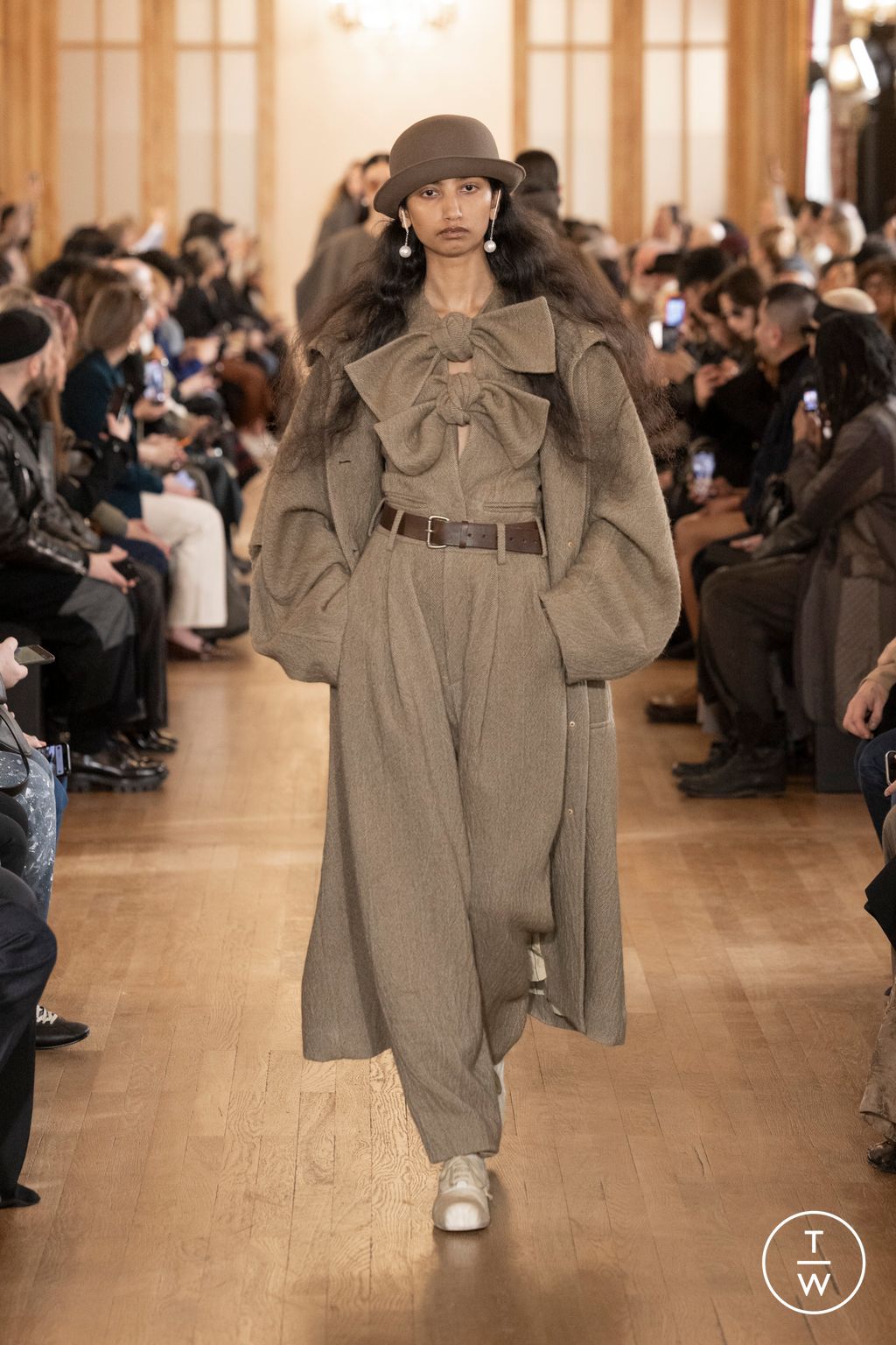 Fashion Week Paris Fall/Winter 2026 look 14 from the Uma Wang collection womenswear