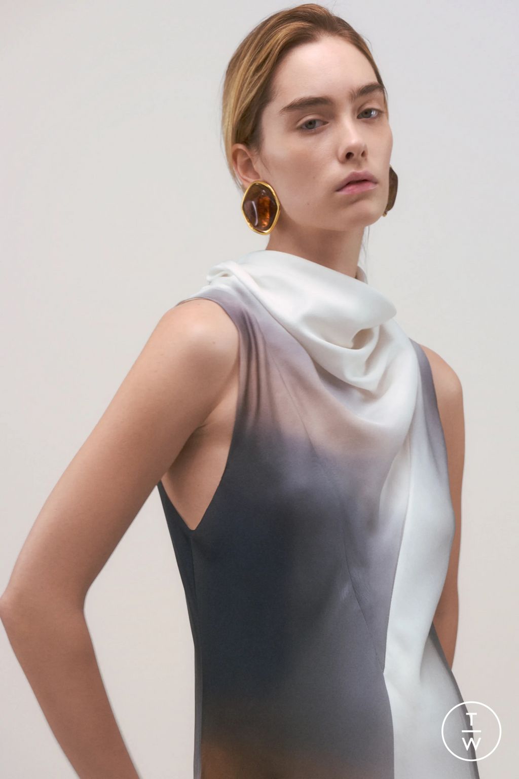 Fashion Week New York Pre-Fall 2025 look 14 from the Brandon Maxwell collection womenswear