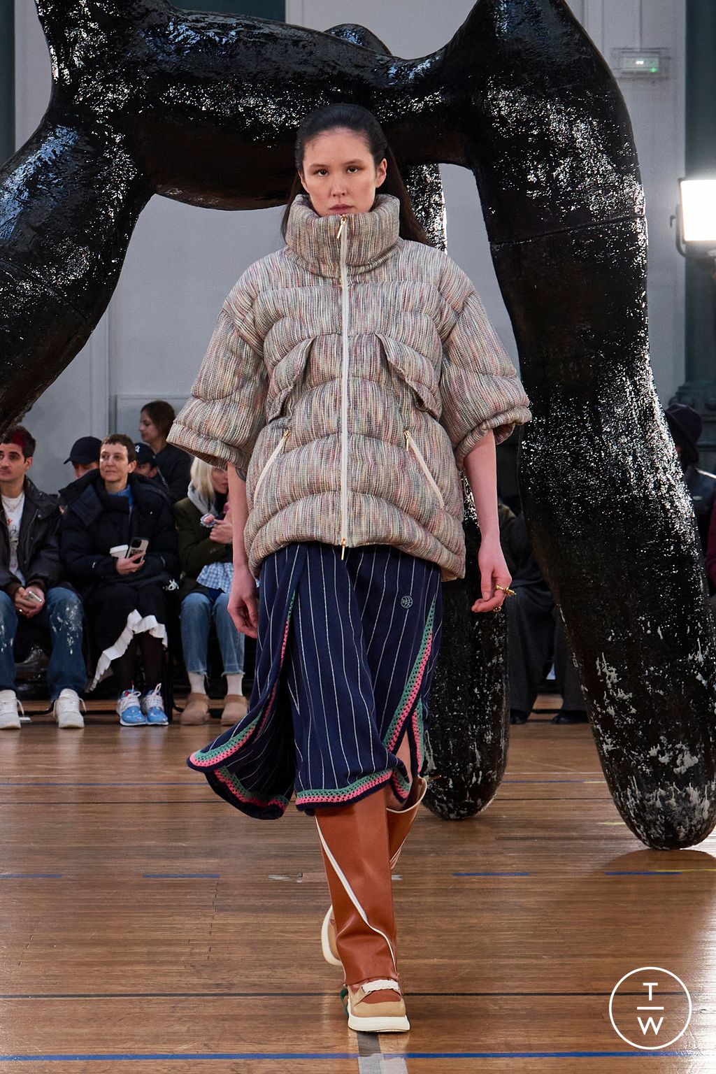 Fashion Week Paris Fall/Winter 2023 look 15 de la collection Namesake menswear