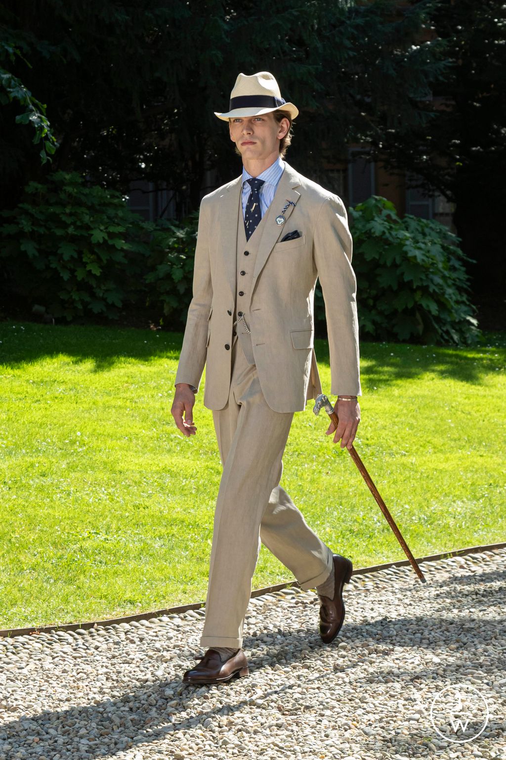 Fashion Week Milan Spring/Summer 2025 look 15 from the Dunhill collection menswear