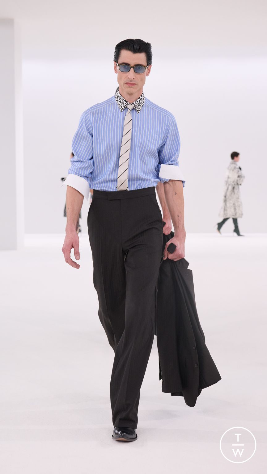 Fashion Week Paris Fall/Winter 2026 look 14 from the Tom Ford collection womenswear