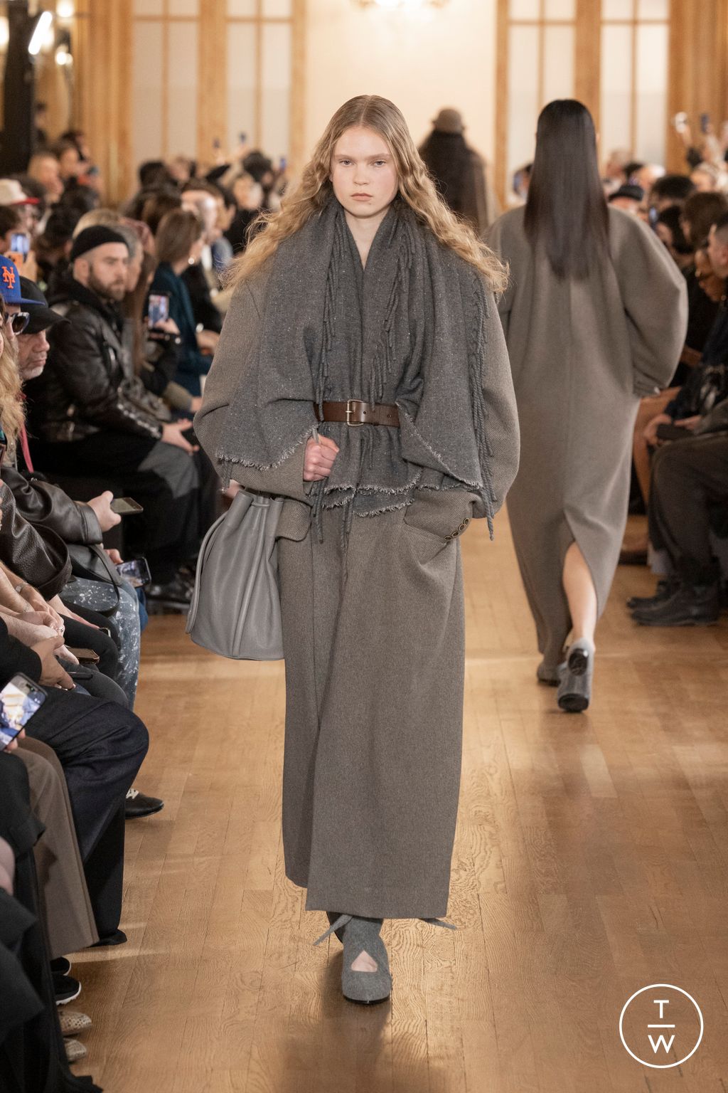 Fashion Week Paris Fall/Winter 2026 look 16 from the Uma Wang collection womenswear