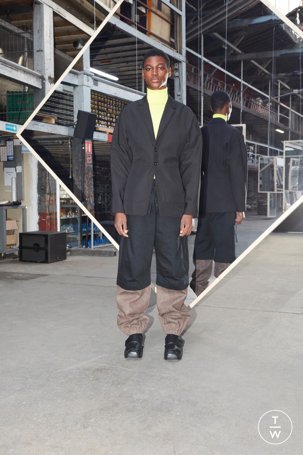 Fashion Week Paris Fall/Winter 2020 look 16 de la collection Maison Kitsuné menswear