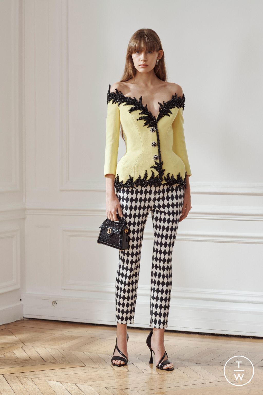Fashion Week Paris Pre-Fall 2024 look 16 de la collection Balmain womenswear