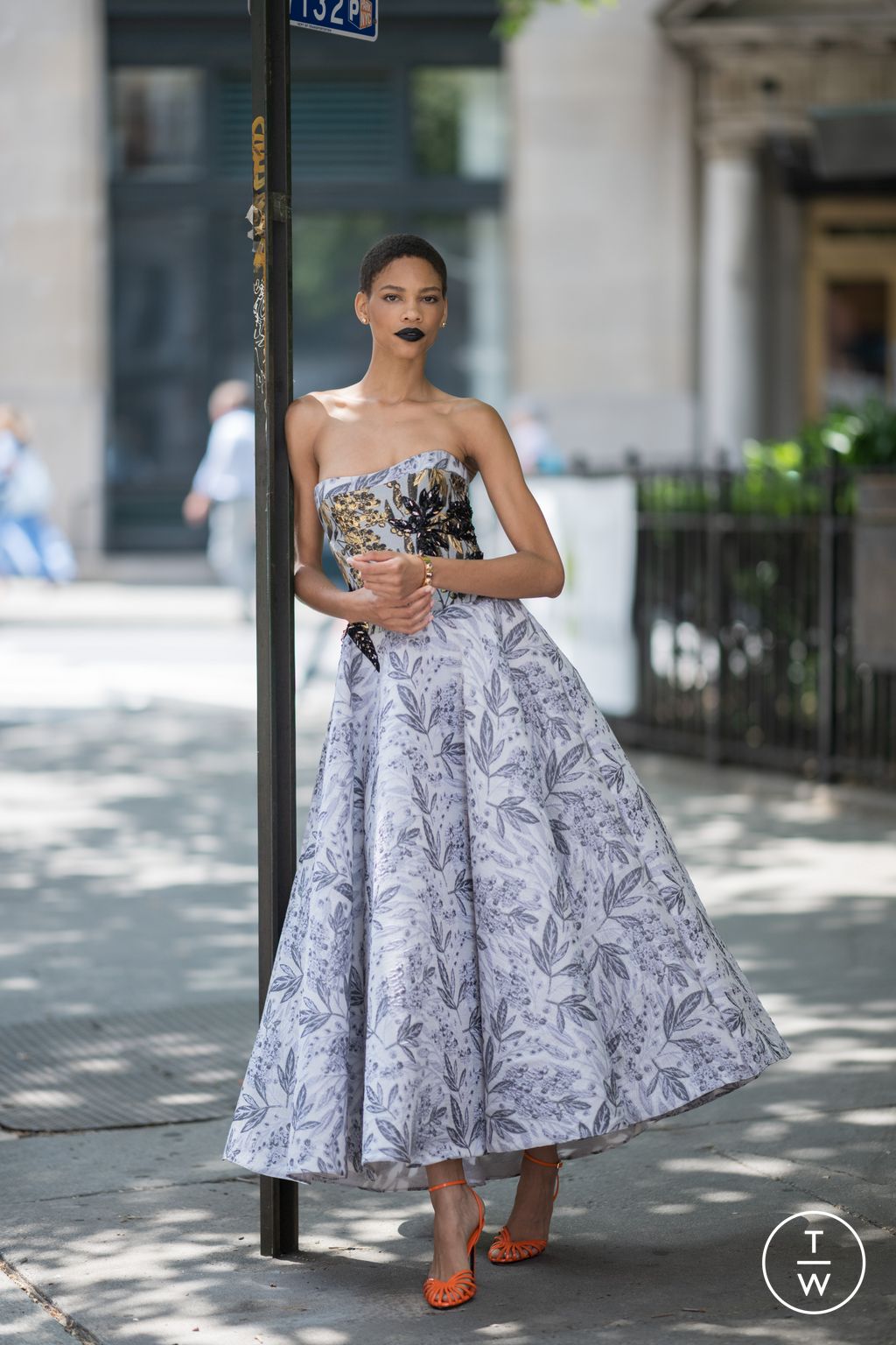 Fashion Week New York Resort 2025 look 16 from the Bibhu Mohapatra collection womenswear