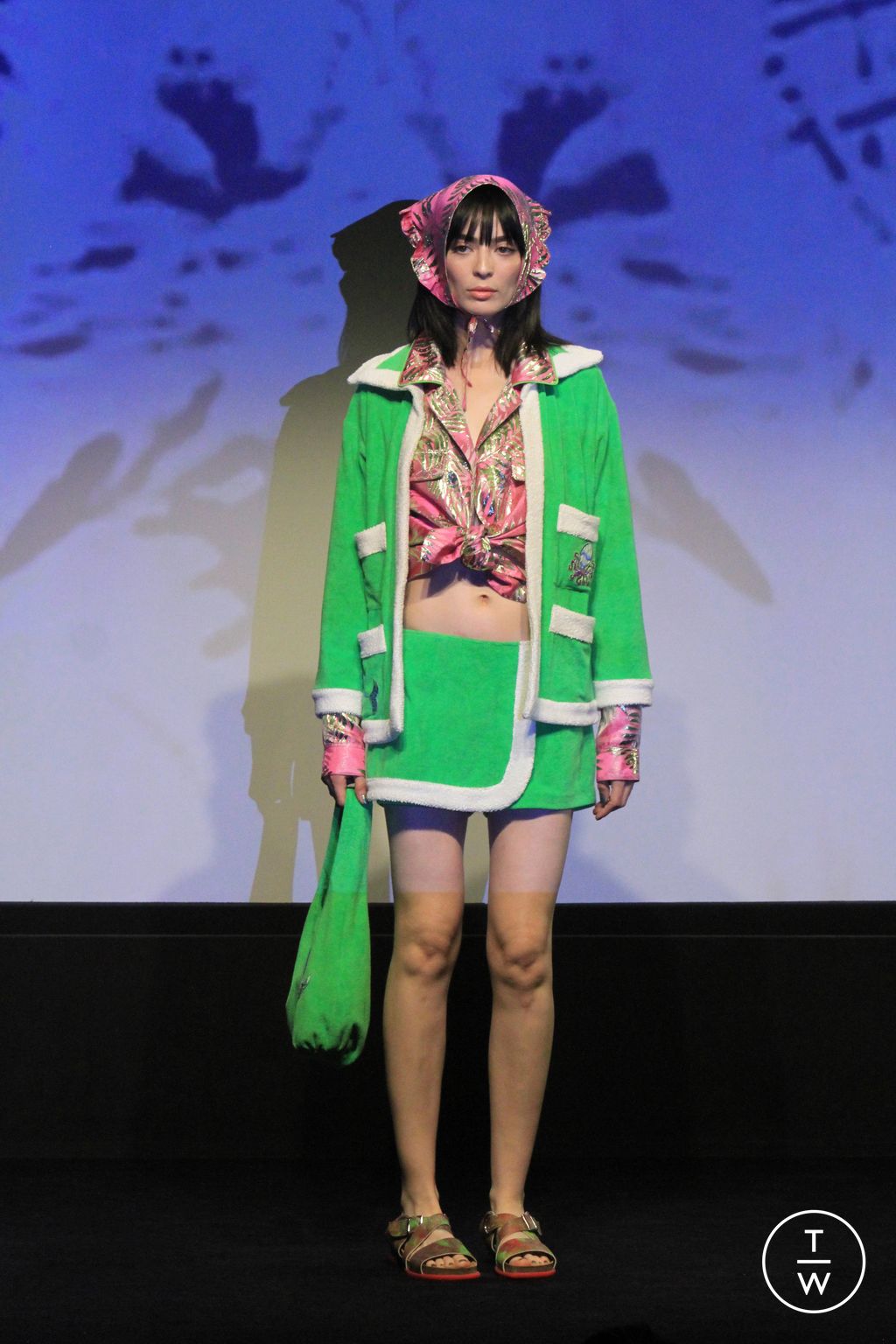 Fashion Week New York Spring/Summer 2024 look 16 de la collection Anna Sui womenswear