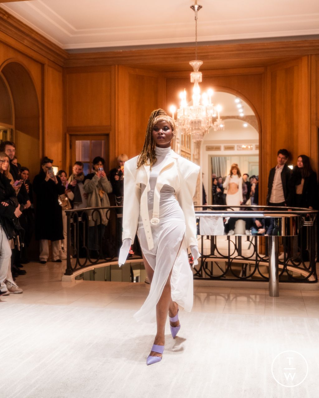 Fashion Week Paris Fall/Winter 2023 look 17 from the Theunissen collection womenswear