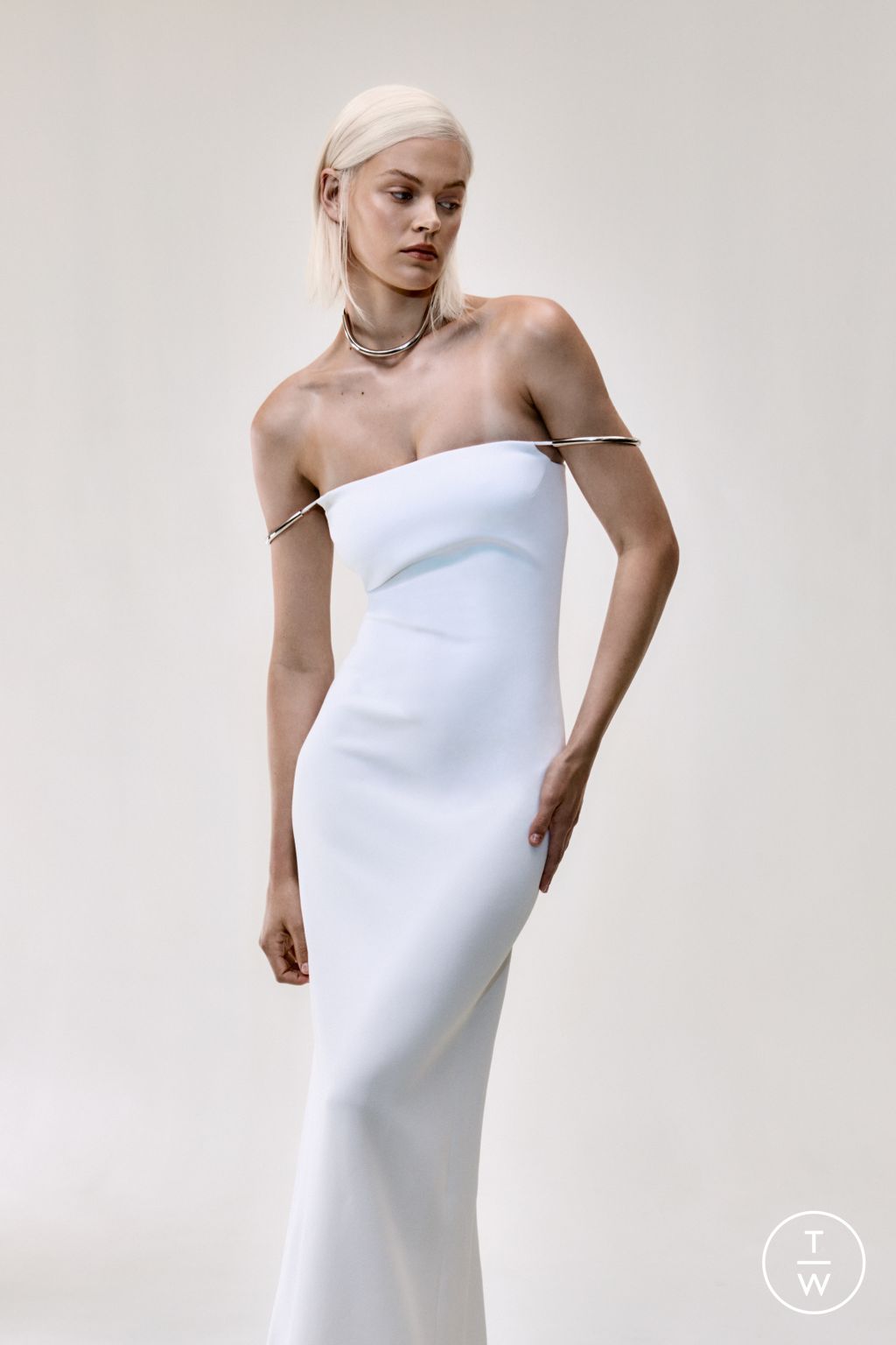 Fashion Week New York Resort 2024 look 17 from the Brandon Maxwell collection 女装