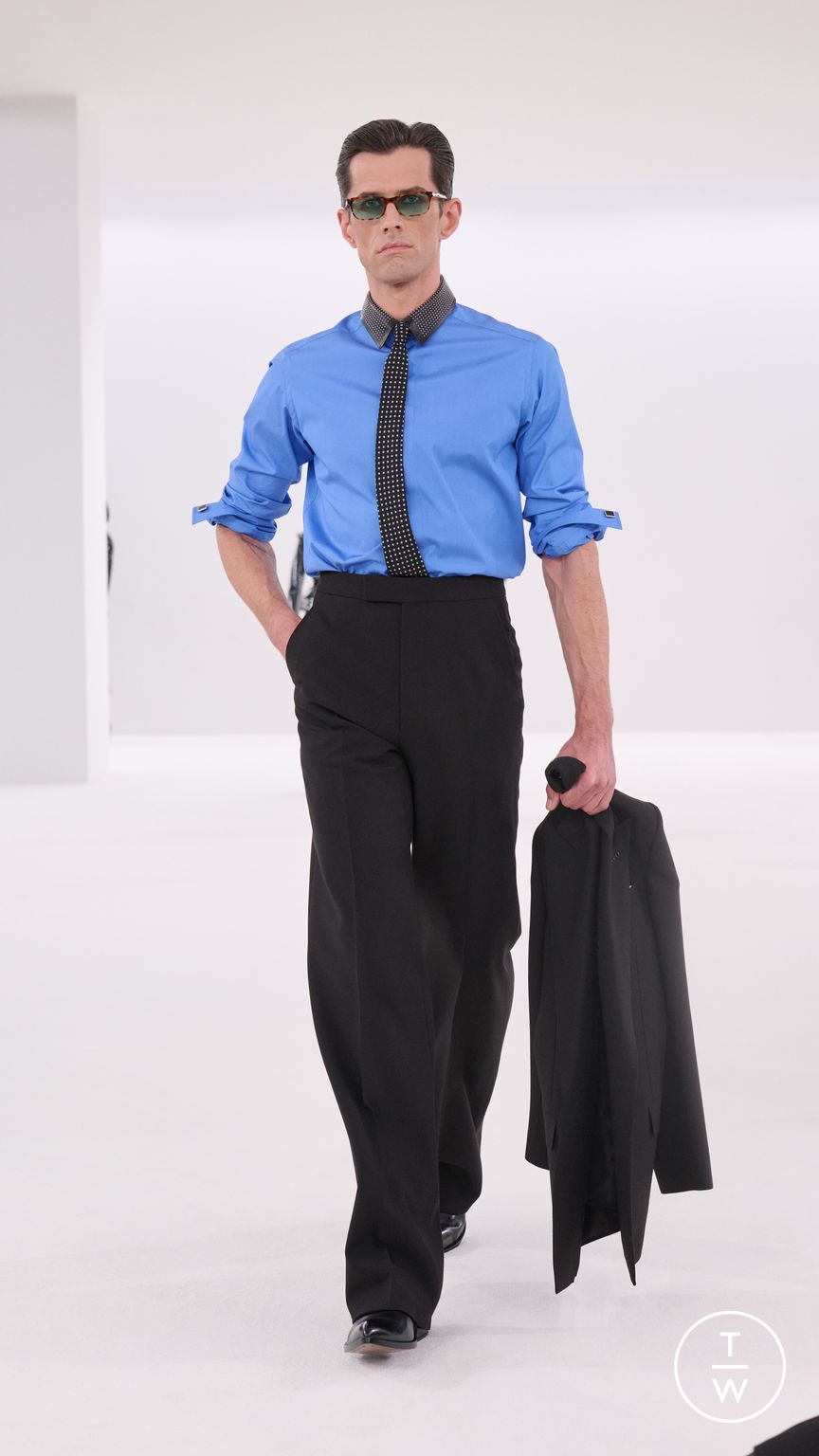 Fashion Week Paris Fall/Winter 2026 look 16 from the Tom Ford collection womenswear