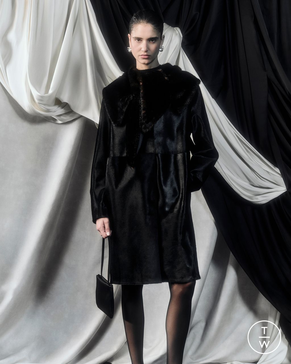 Fashion Week Paris Fall/Winter 2026 look 20 from the Loulou de Saison collection womenswear