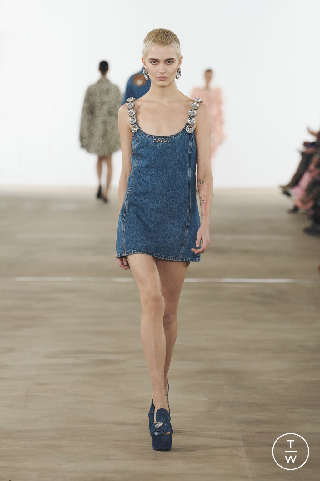 Fashion Week New York Spring/Summer 2024 look 18 de la collection Area womenswear