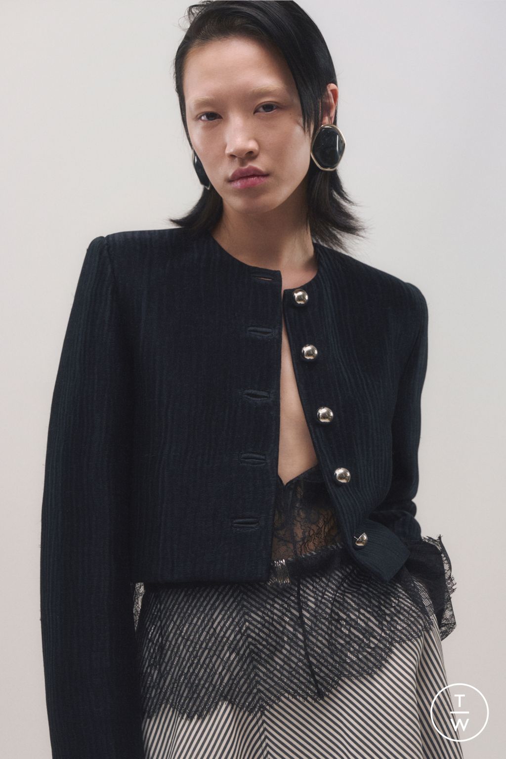 Fashion Week New York Pre-Fall 2025 look 18 from the Brandon Maxwell collection womenswear