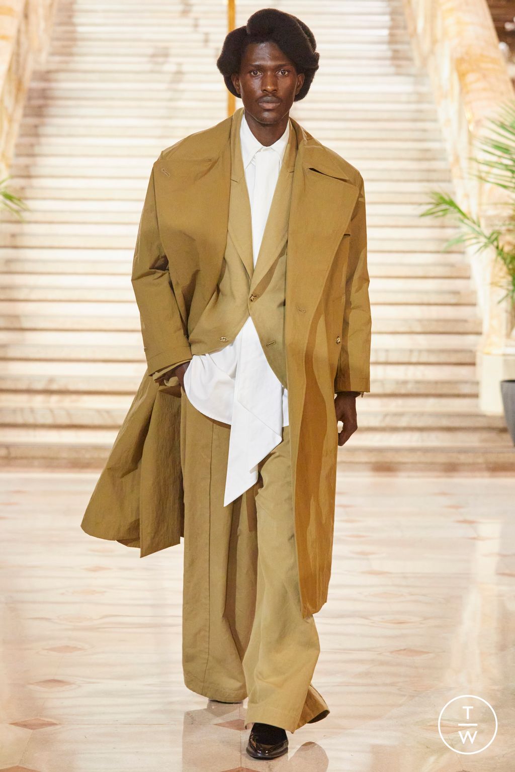 Fashion Week New York Spring/Summer 2024 look 18 from the Willy Chavarria collection menswear