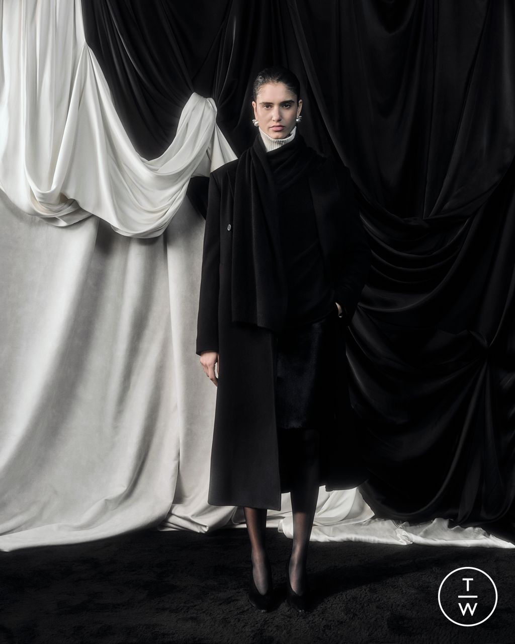 Fashion Week Paris Fall/Winter 2026 look 21 from the Loulou de Saison collection womenswear