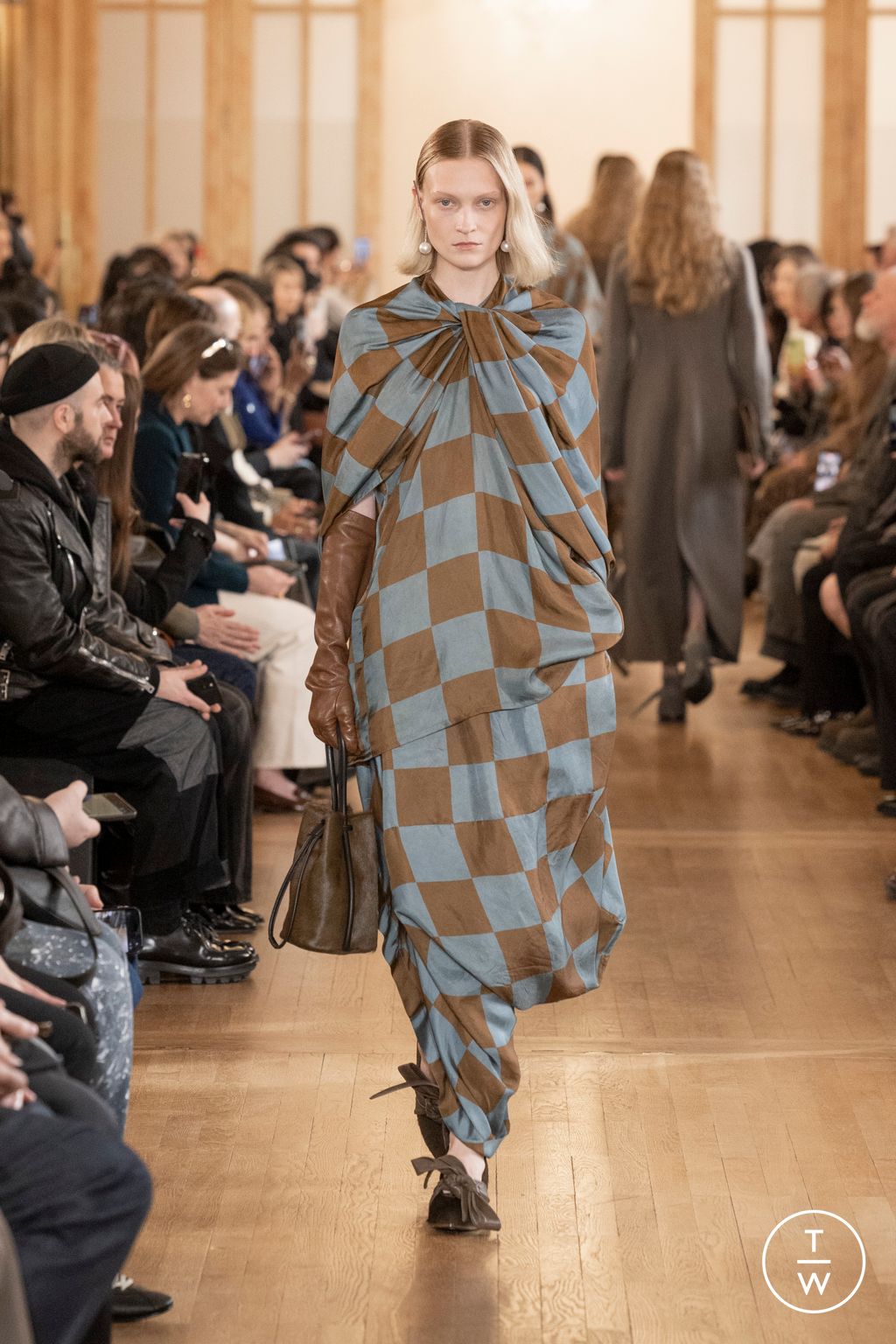 Fashion Week Paris Fall/Winter 2026 look 18 from the Uma Wang collection womenswear