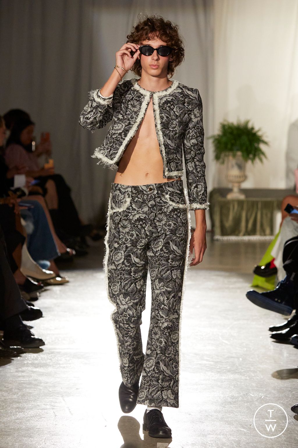 Fashion Week New York Spring/Summer 2024 look 19 from the Tanner Fletcher collection 女装