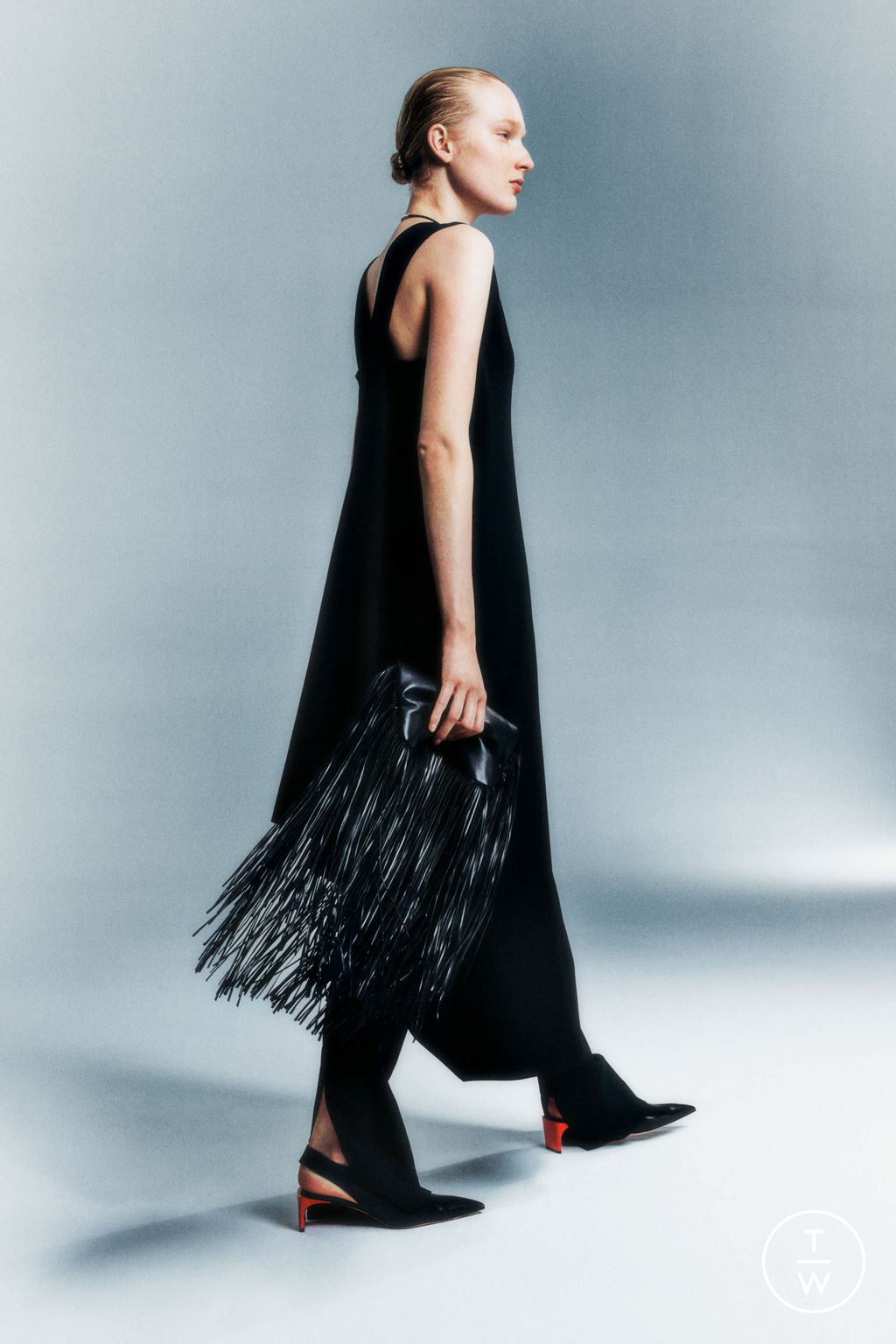 Fashion Week Milan Pre-Fall 2025 look 32 from the Sportmax collection womenswear