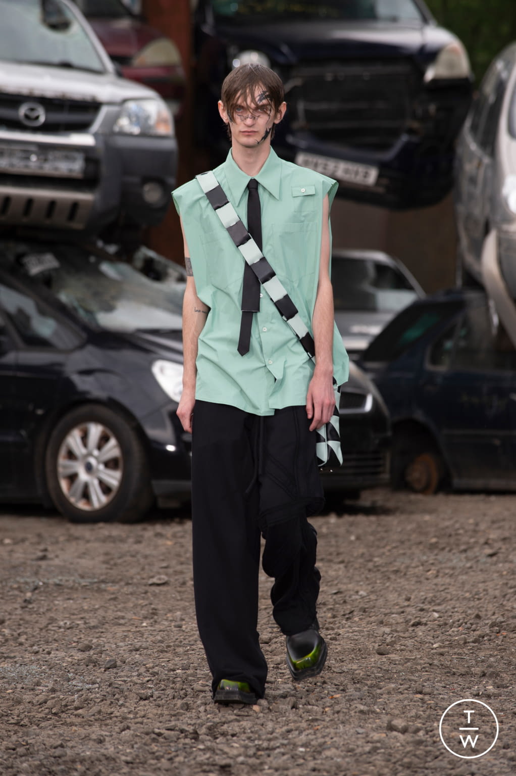 Fashion Week London Spring/Summer 2022 look 19 from the Jordanluca collection 男装