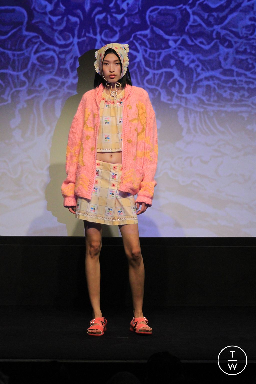 Fashion Week New York Spring/Summer 2024 look 19 from the Anna Sui collection 女装