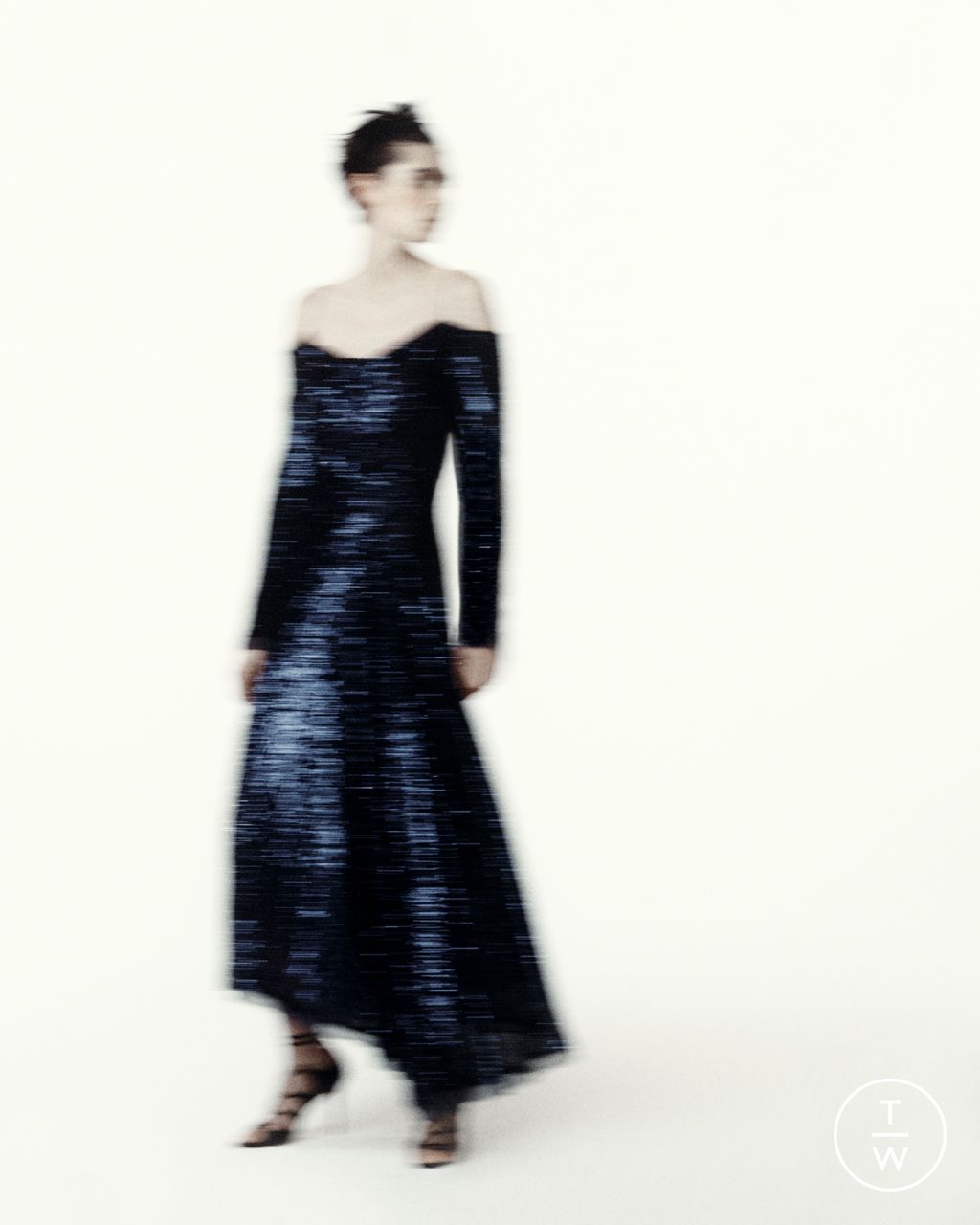 Fashion Week New York Pre-Fall 2023 look 19 from the Jason Wu collection womenswear