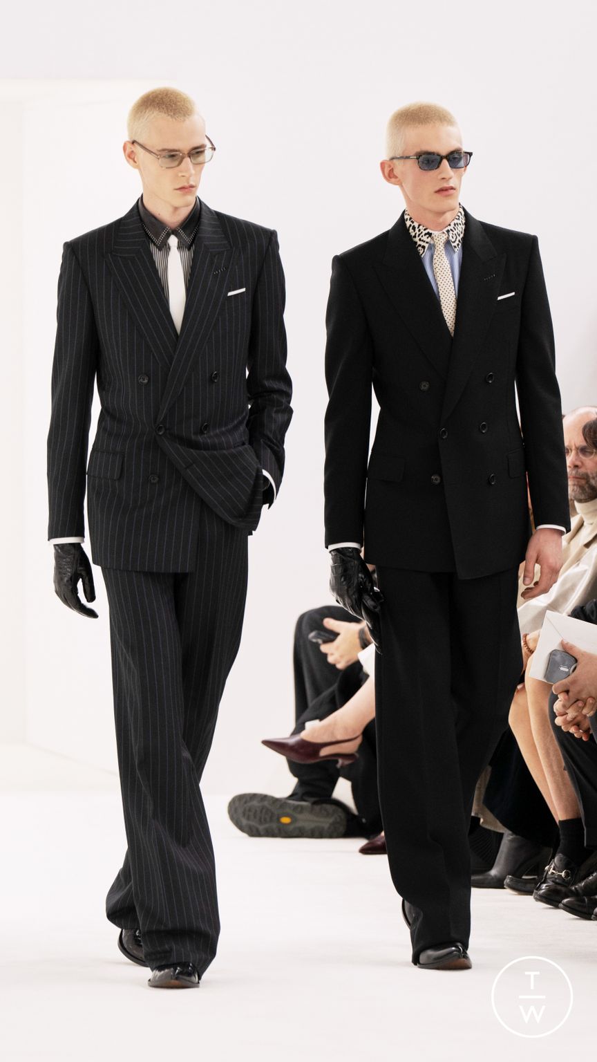 Fashion Week Paris Fall/Winter 2026 look 2 from the Tom Ford collection womenswear