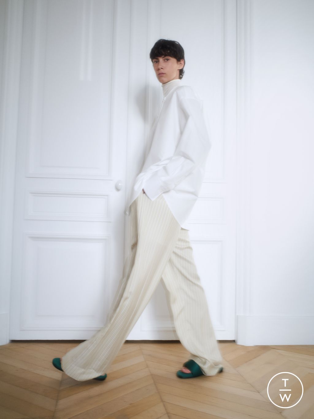 Fashion Week Paris Resort 2026 look 2 from the Carven collection 女装