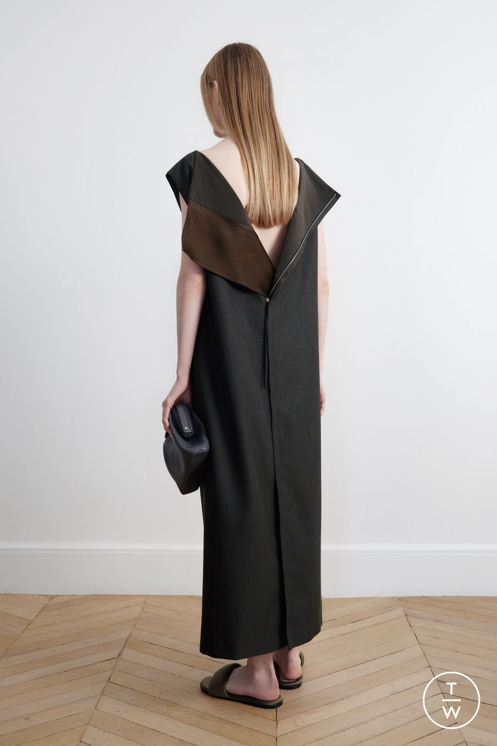 Fashion Week Paris Resort 2026 look 20 from the Carven collection 女装