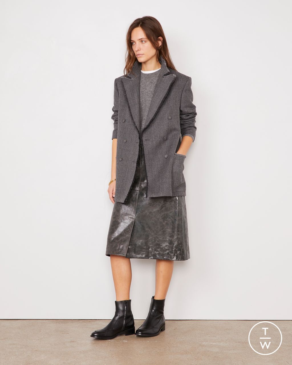 Fashion Week Paris Pre-Fall 2026 look 20 from the Officine Générale collection 女装