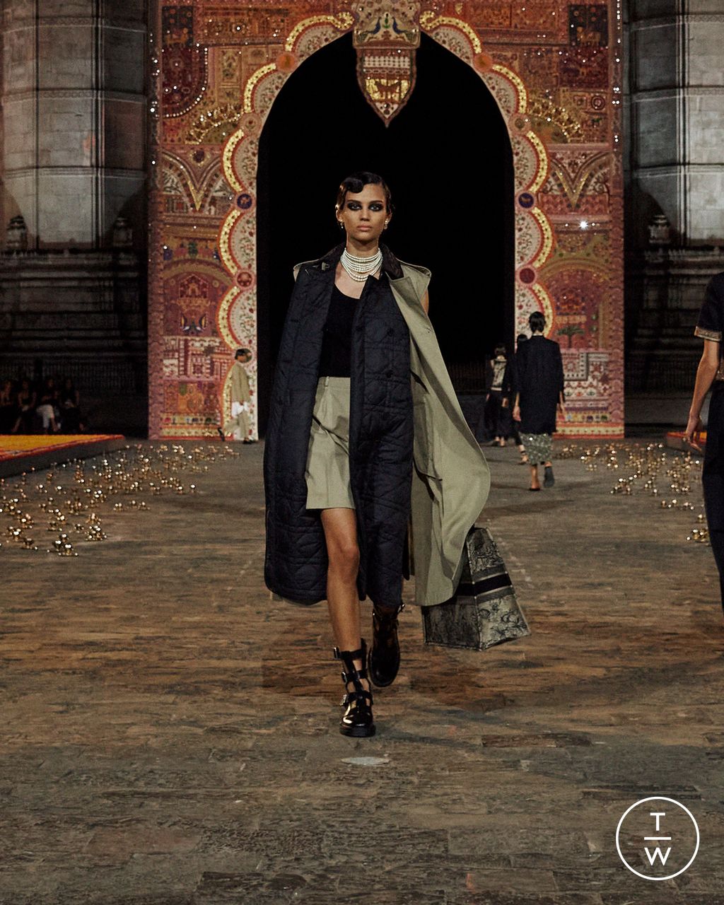 Fashion Week Paris Pre-Fall 2023 look 20 de la collection Christian Dior womenswear