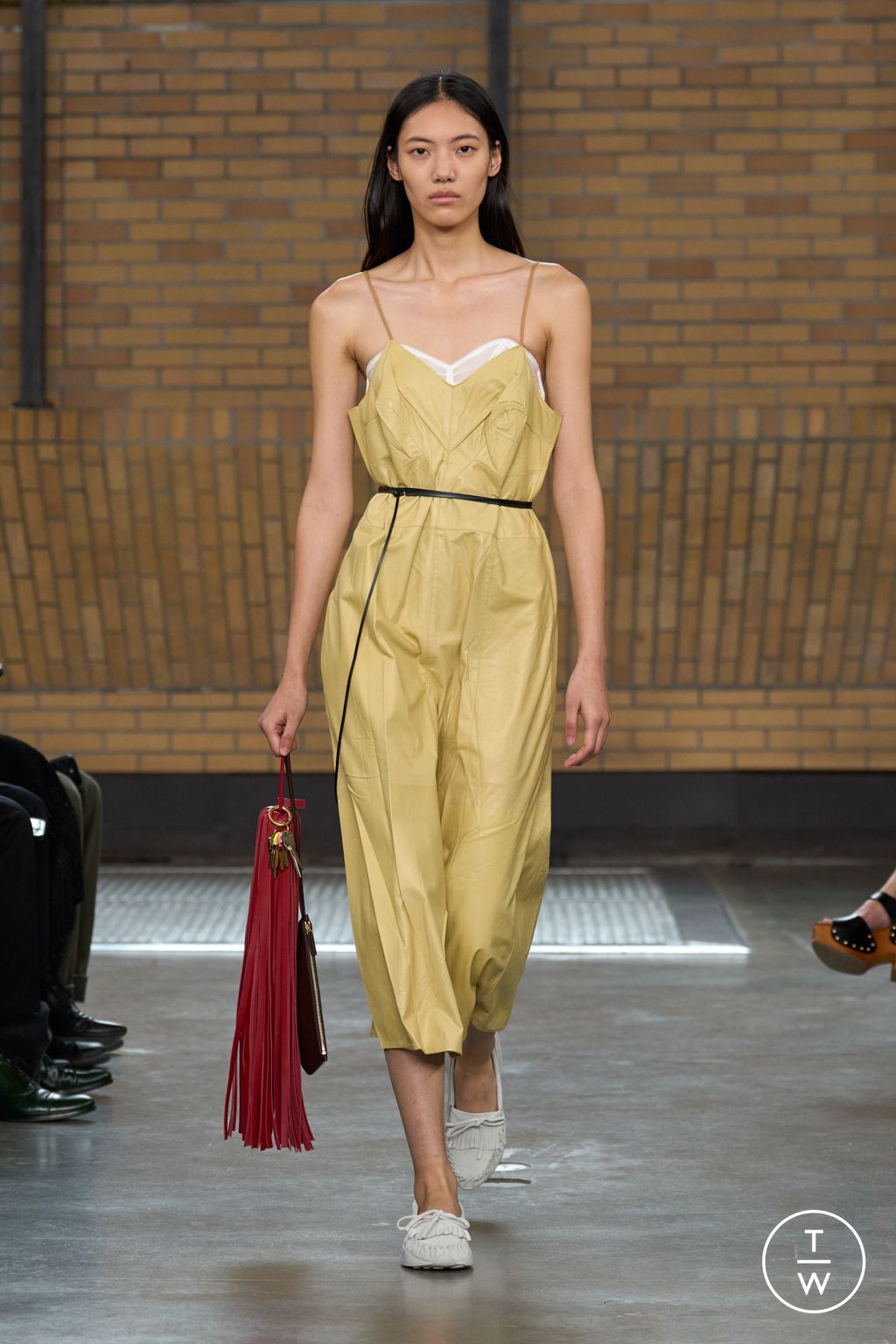 Fashion Week New York Spring/Summer 2026 look 20 from the Calvin Klein Collection collection womenswear