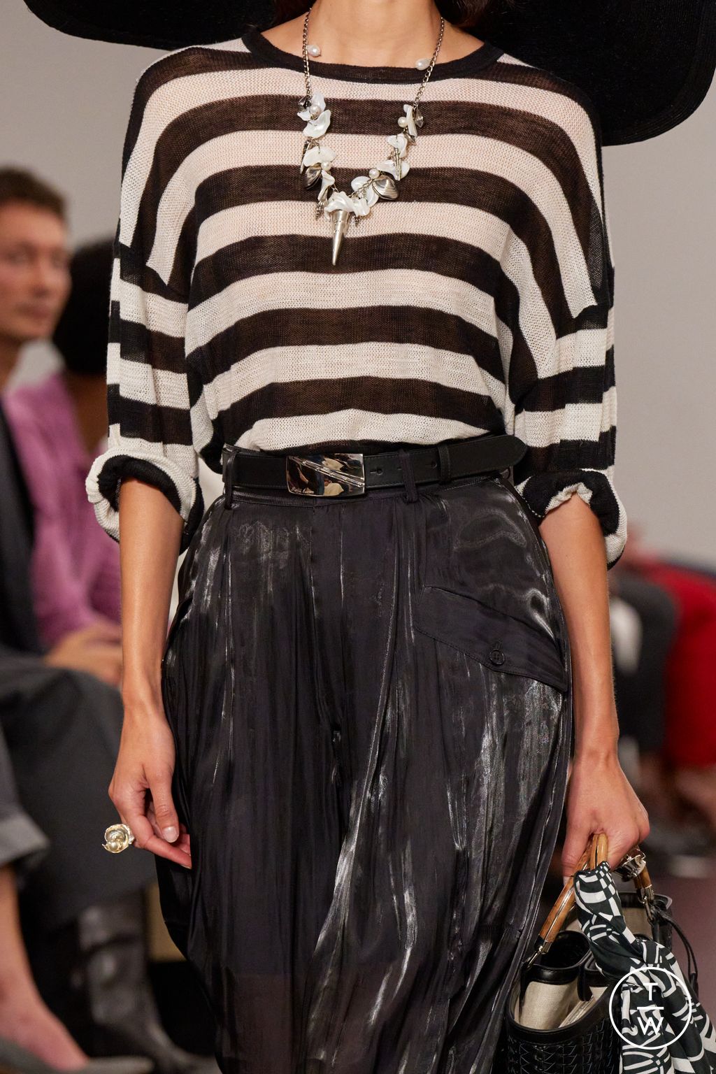 Fashion Week New York Spring/Summer 2026 look 20 from the Ralph Lauren collection 女装配饰