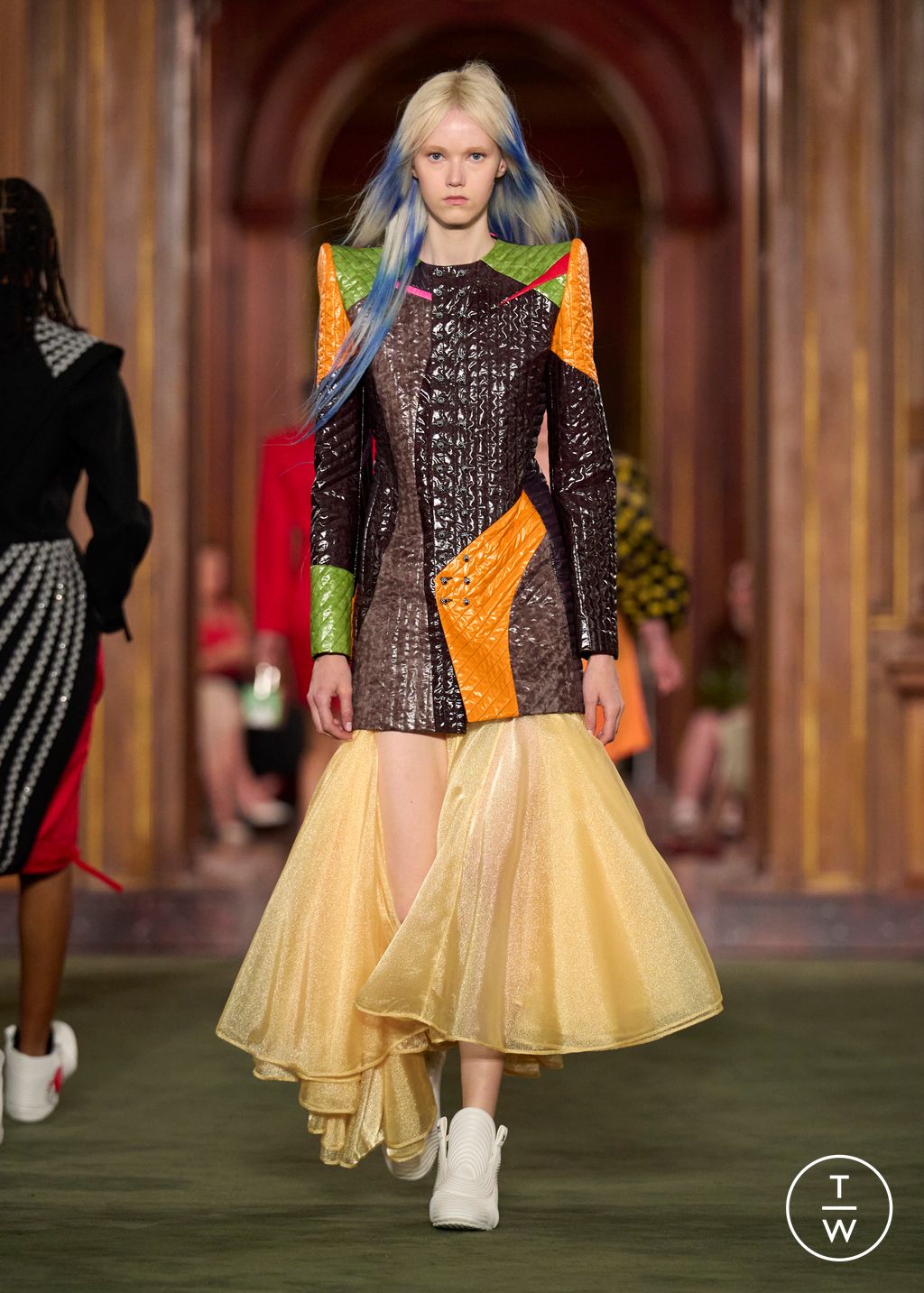 Fashion Week Paris Resort 2027 look 20 from the Louis Vuitton collection womenswear