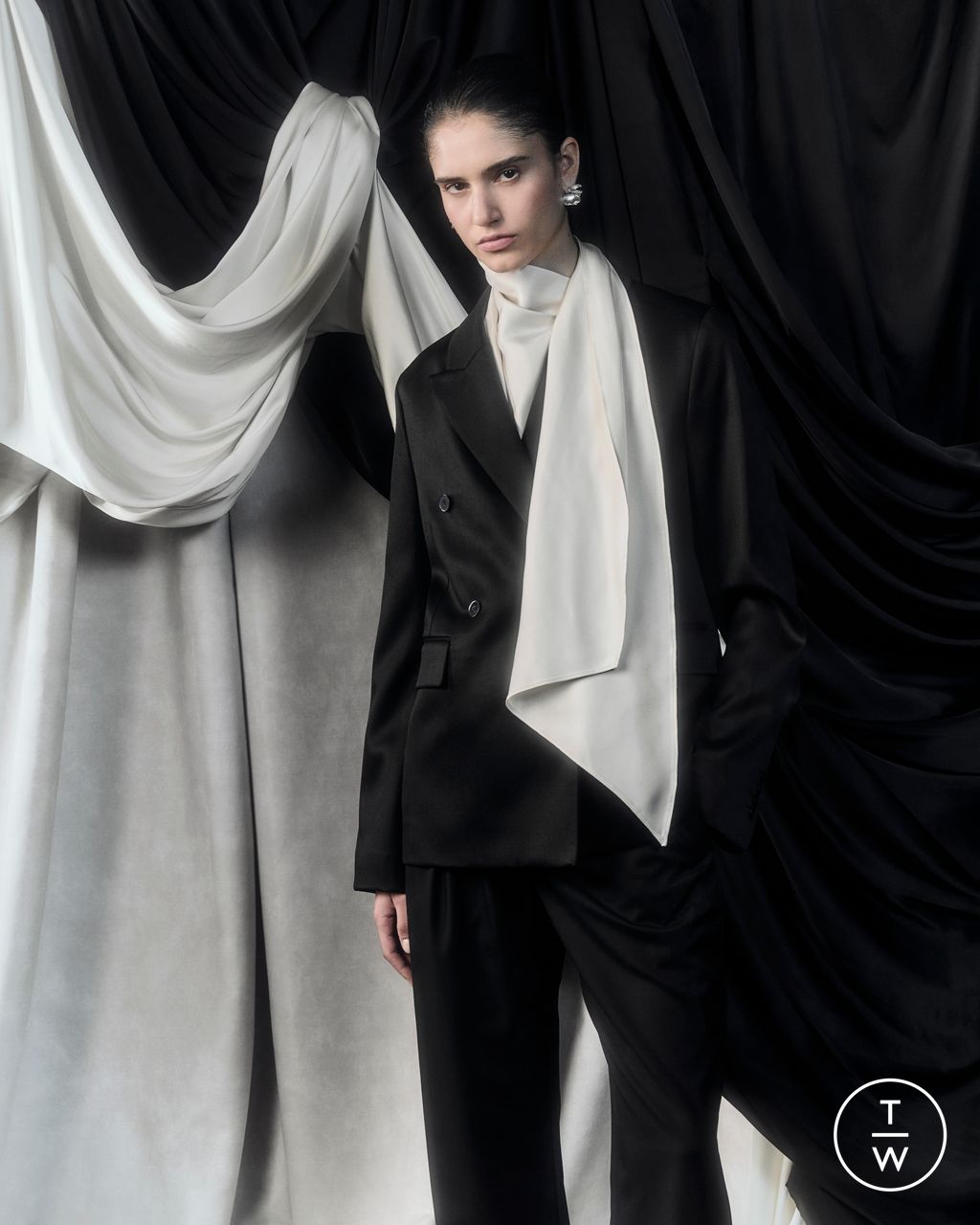 Fashion Week Paris Fall/Winter 2026 look 24 from the Loulou de Saison collection womenswear