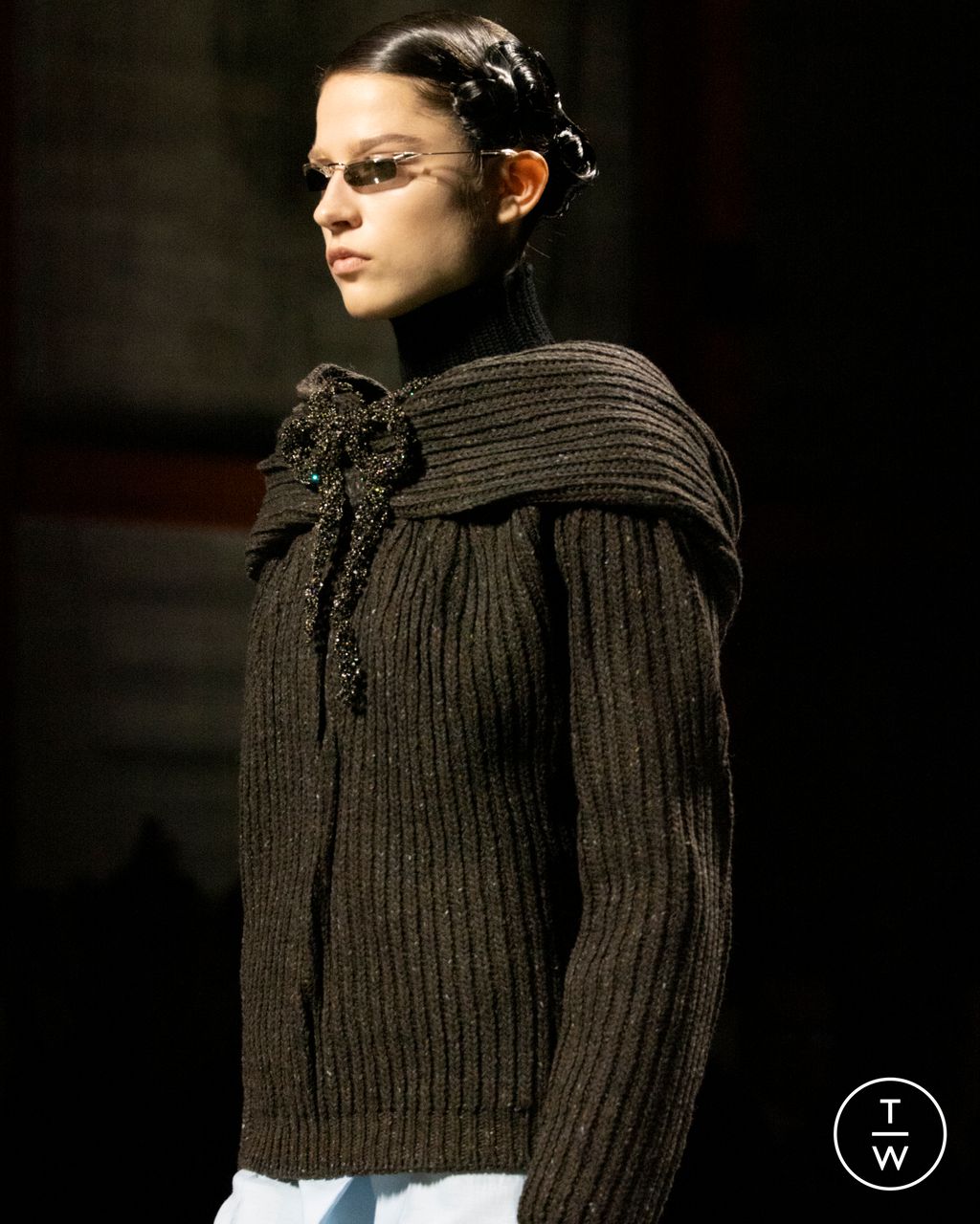 Fashion Week Milan Fall/Winter 2024 look 52 from the Prada collection 女装配饰